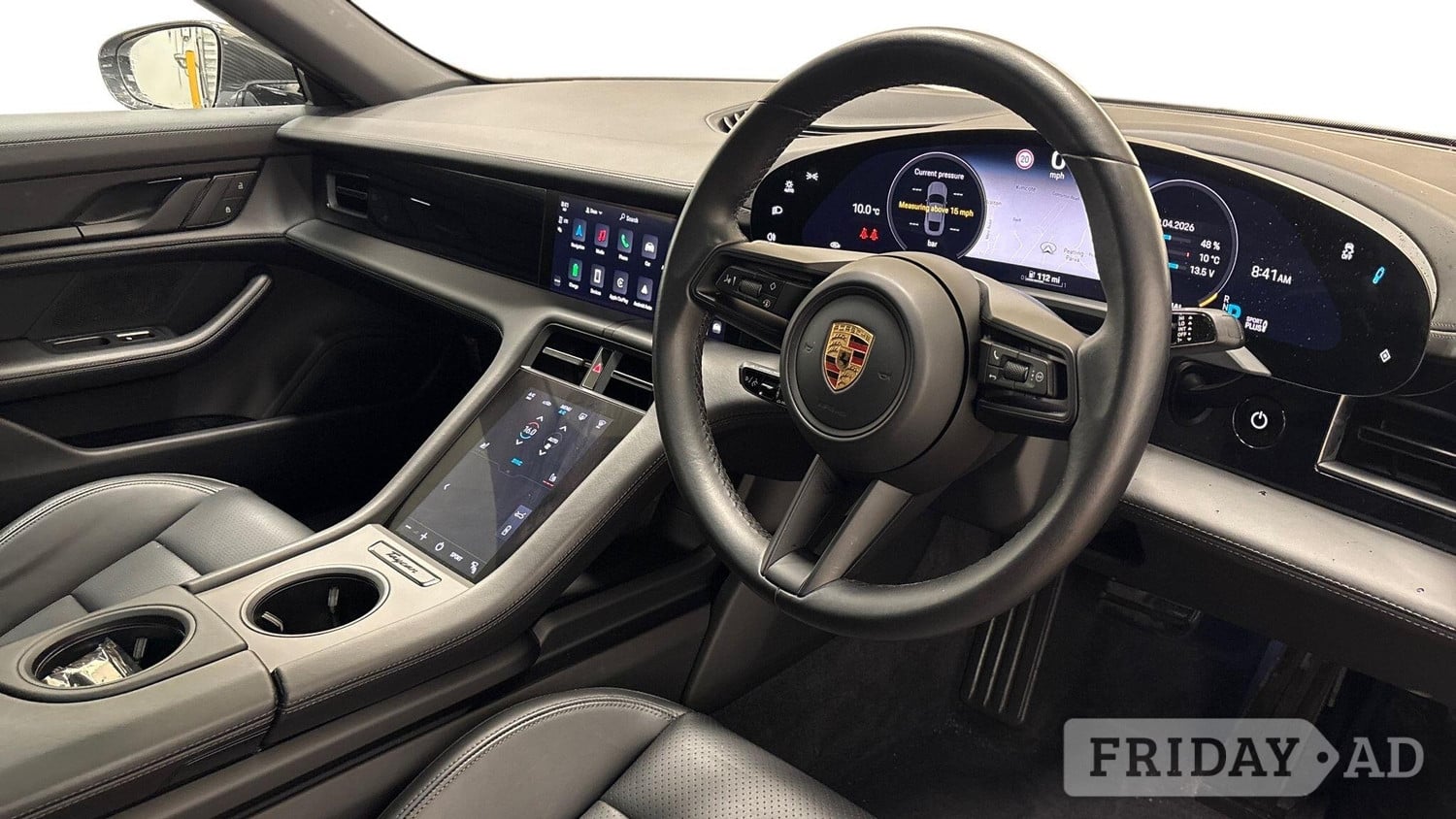 [ berth ]Porsche Taycan