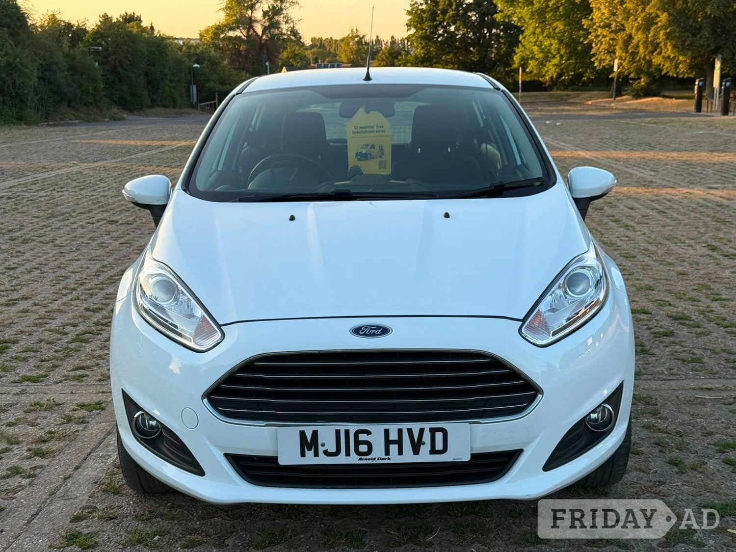 [ berth ]Ford Fiesta