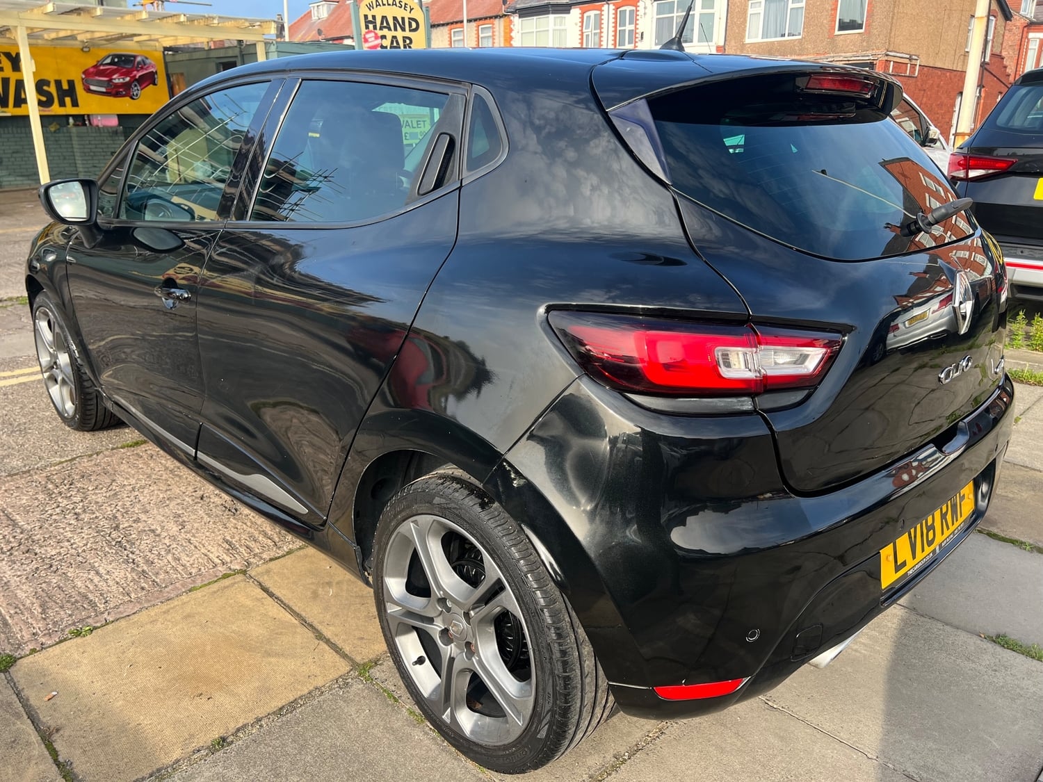 [ berth ]Renault Clio