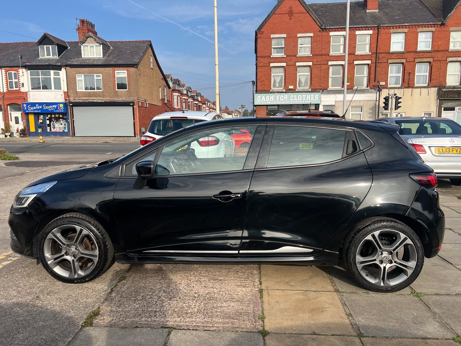 Renault Clio 2018 - Cars in Wallasey