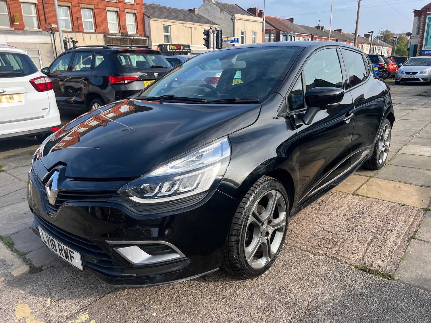 Renault Clio 2018 - Cars