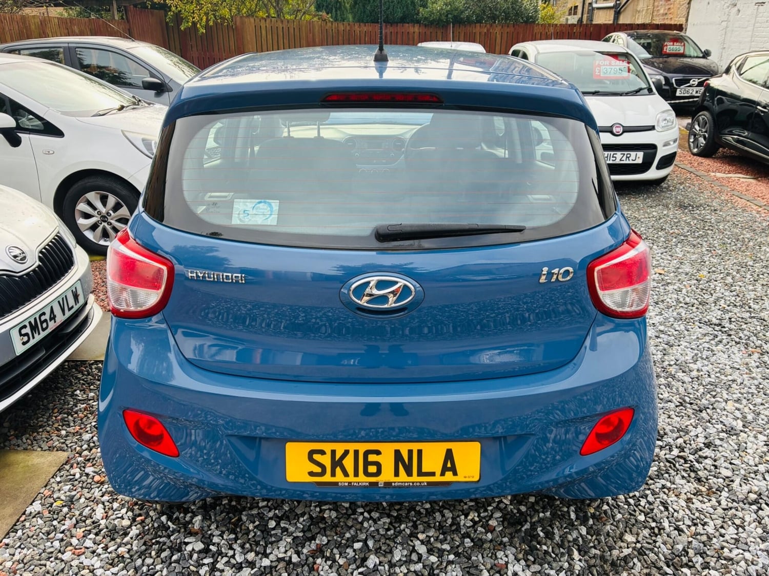 Hyundai i10 2016 - Cars in Wednesbury