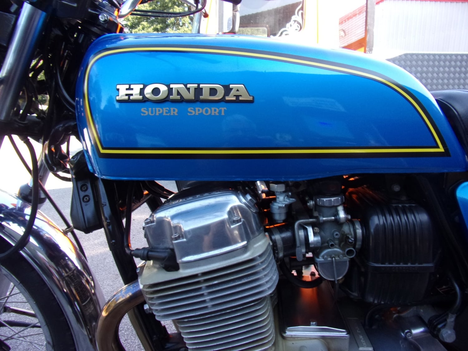 Honda CB750 1975 - Motorbikes, Scooters & Quads