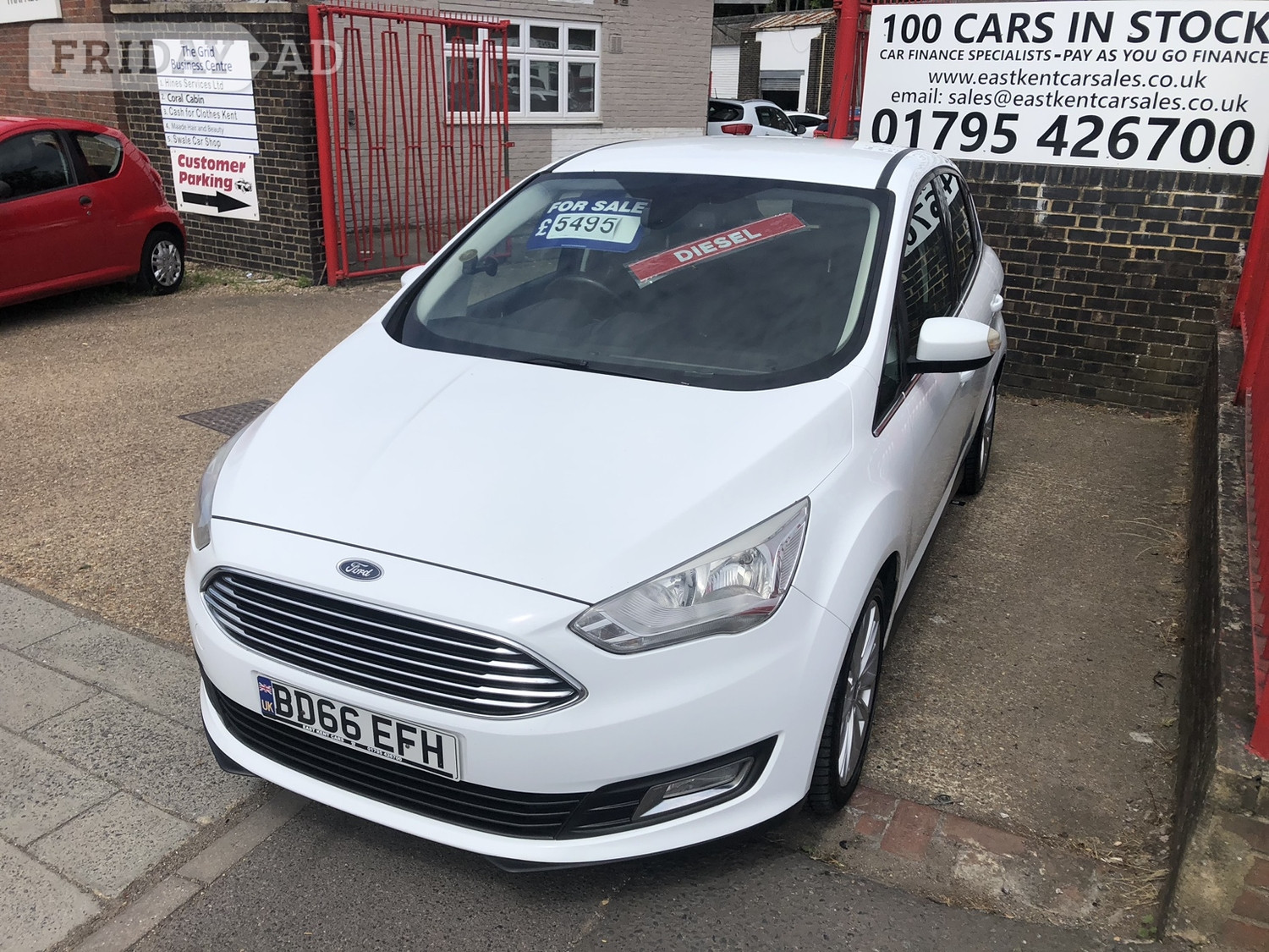 [ berth ]Ford C-MAX