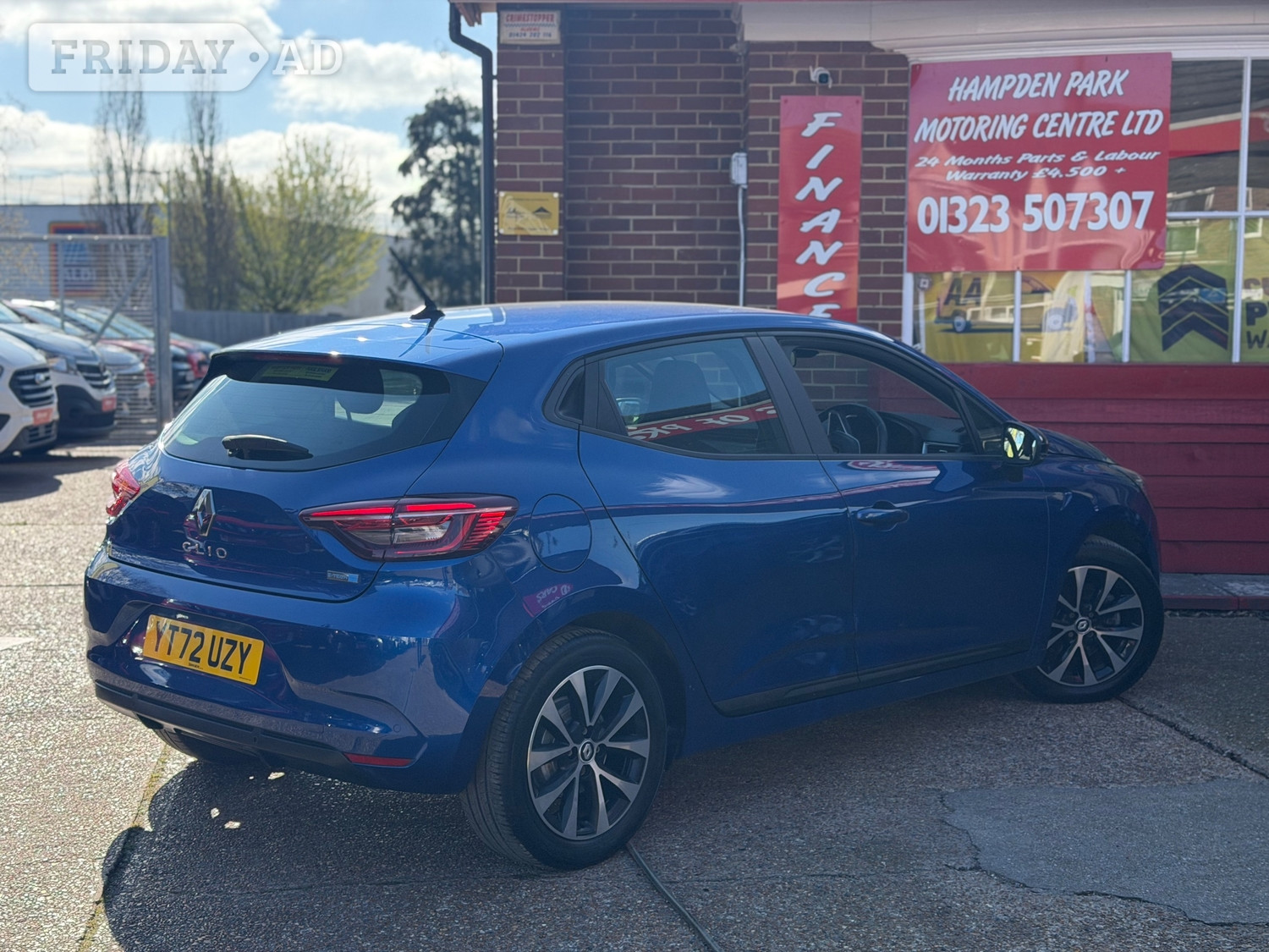 [ berth ]Renault Clio