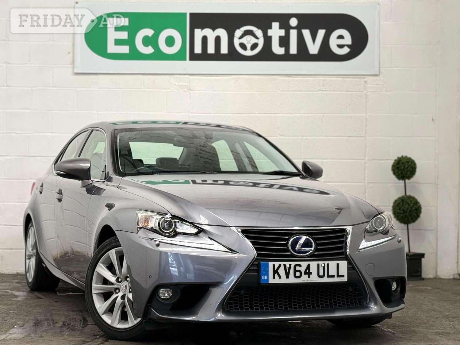 Lexus IS 2014 in Uxbridge