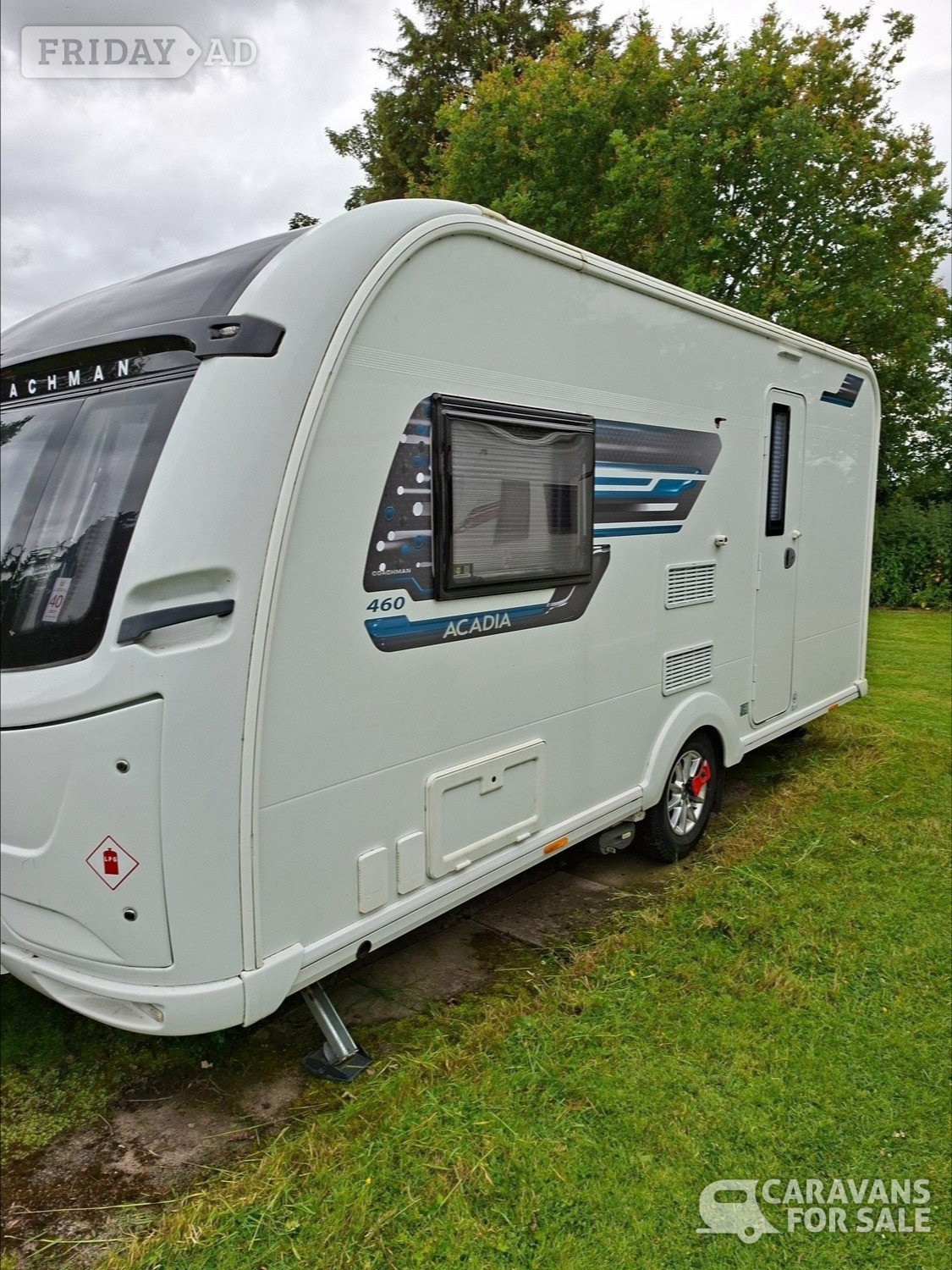 [ berth ]Coachman Acadia 460