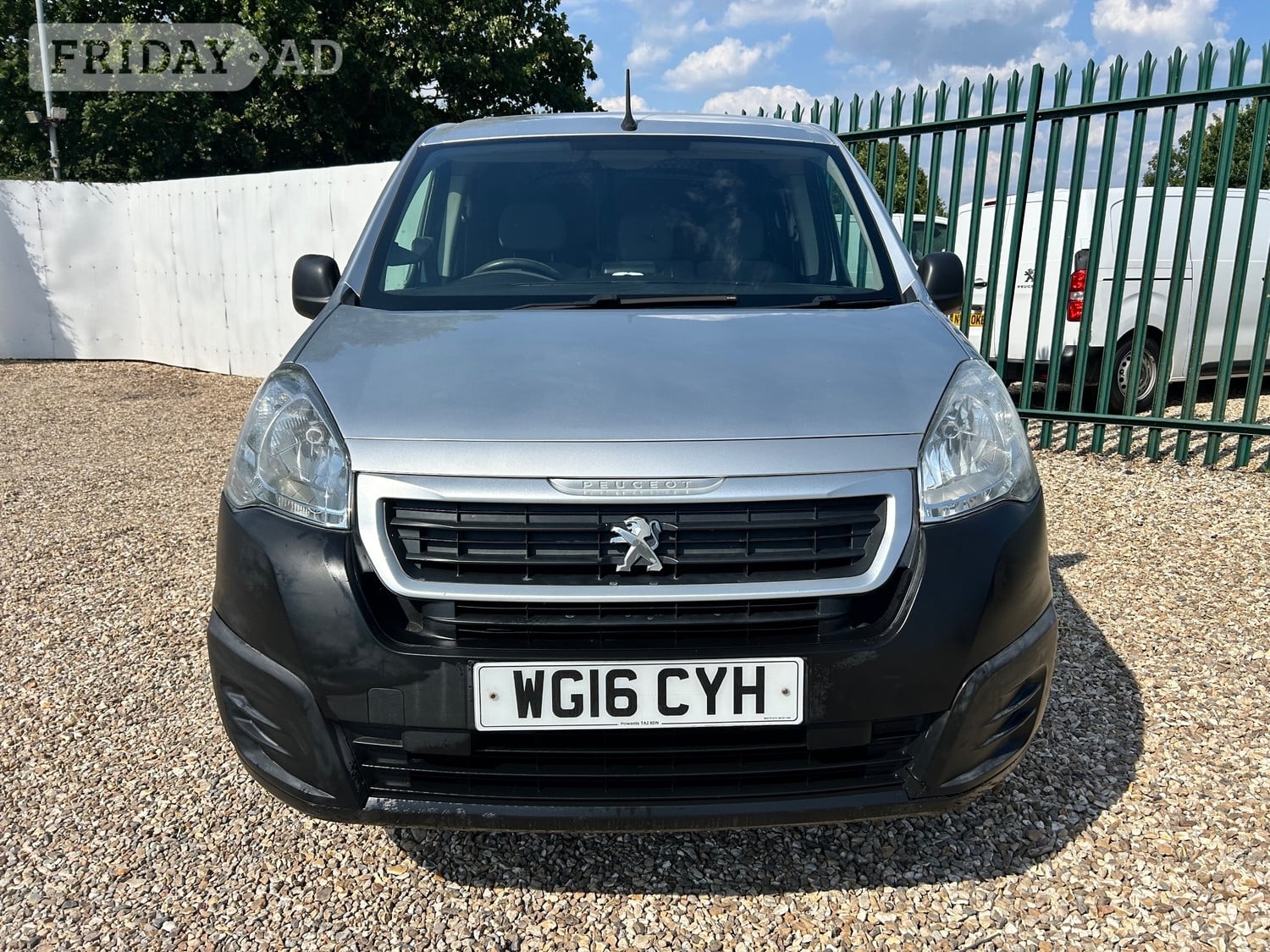 [ berth ]Peugeot Partner