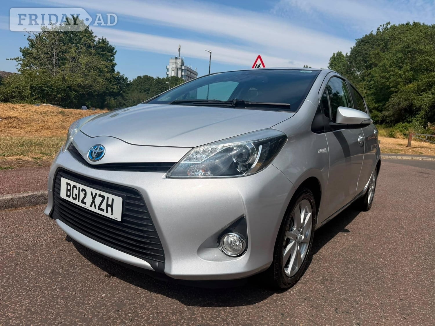 Toyota Yaris 2012 - Cars
