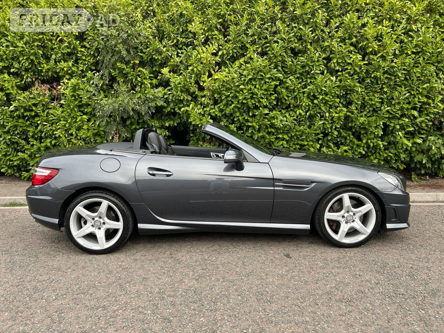 [ berth ]Mercedes-Benz SLK