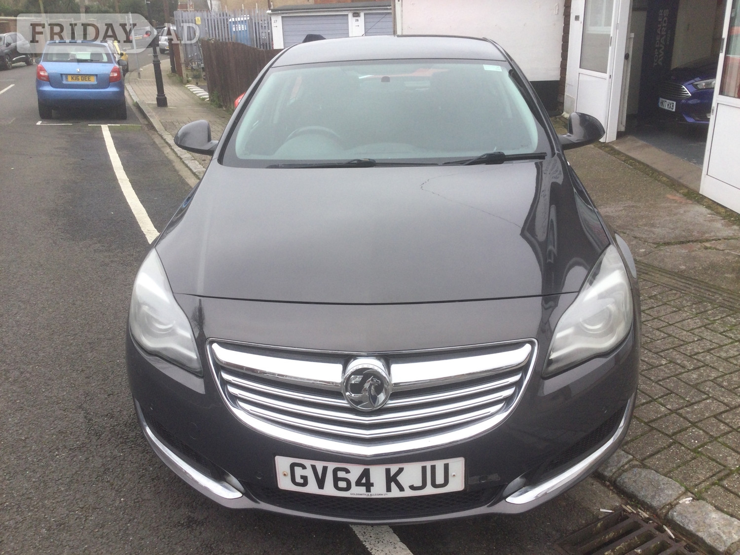 [ berth ]Vauxhall Insignia