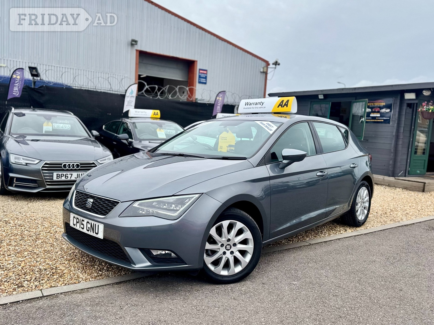 [ berth ]SEAT Leon