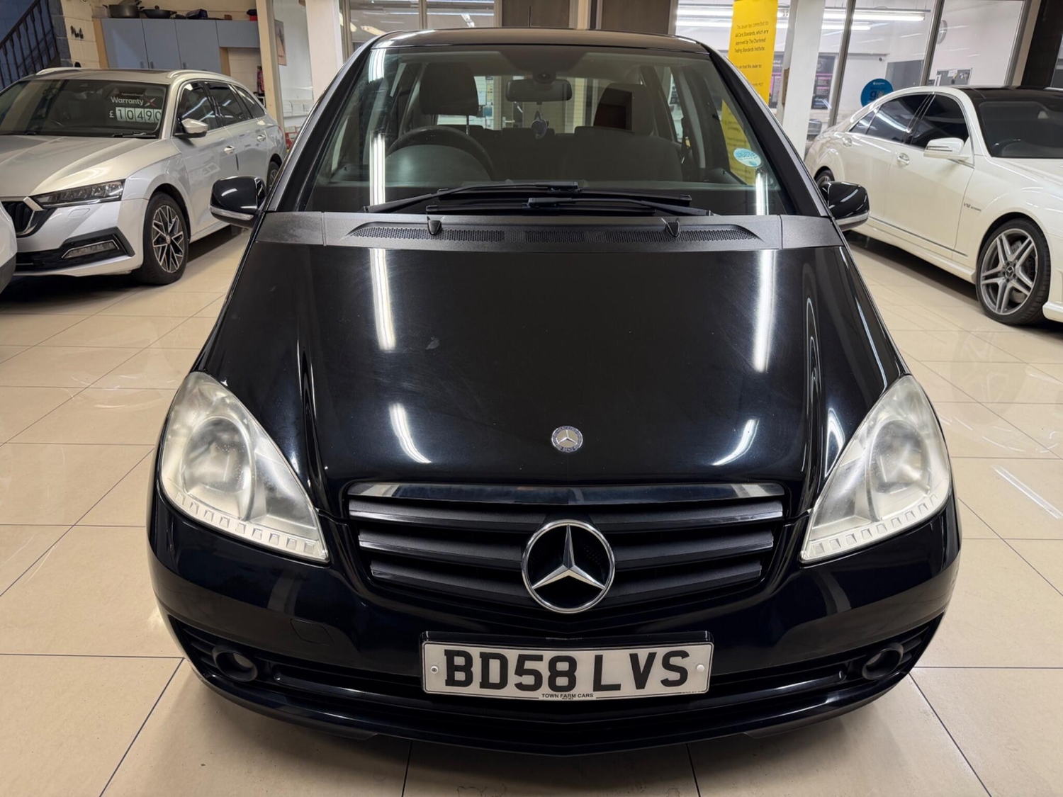 [ berth ]Mercedes-Benz A Class