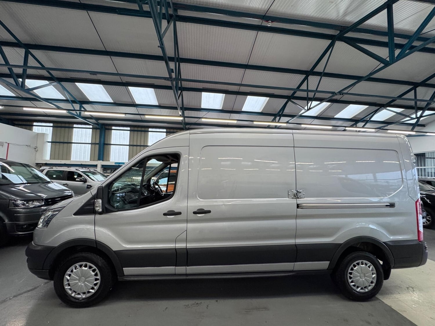 [ berth ]Ford Transit