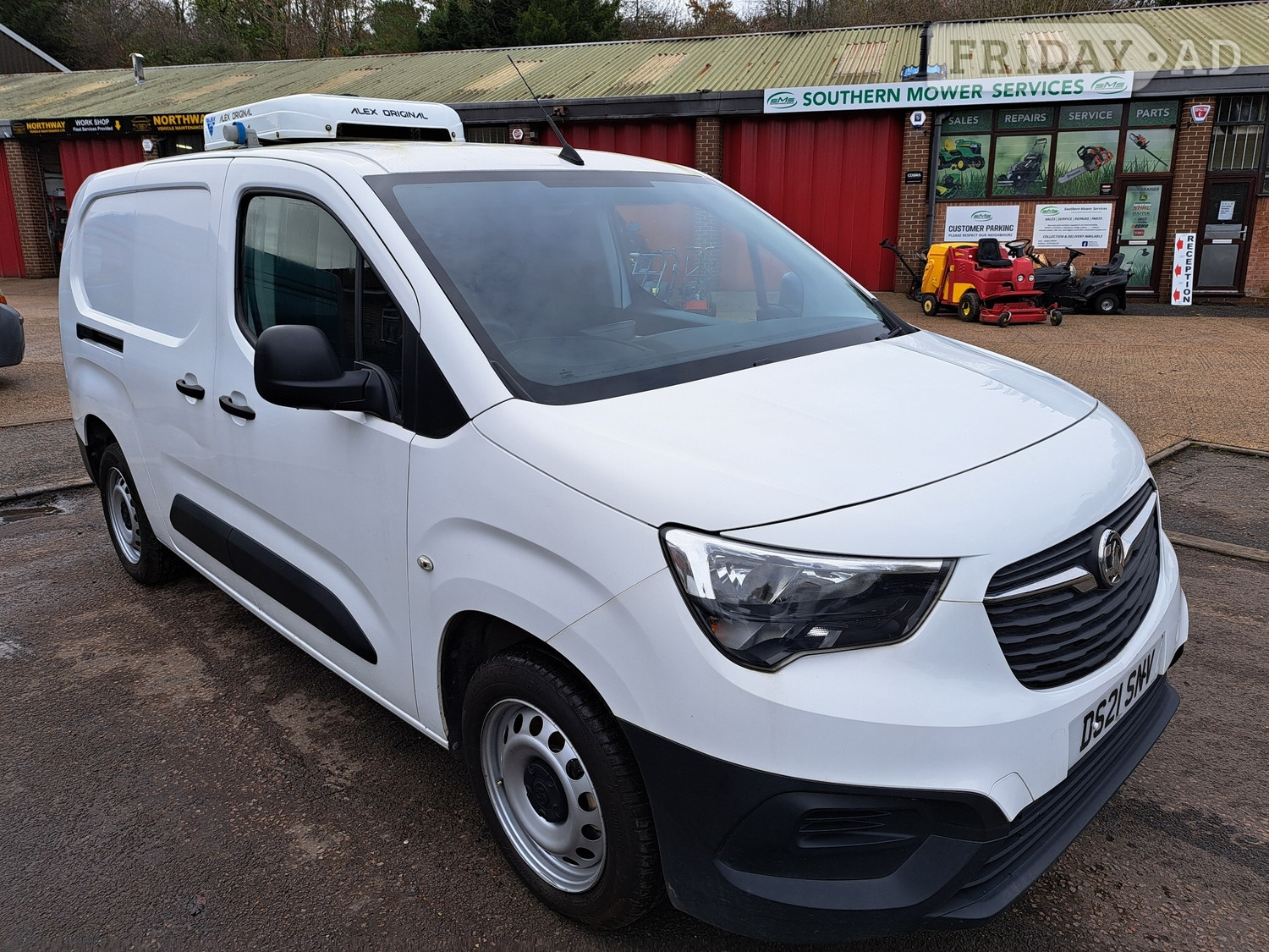 [ berth ]Vauxhall Combo
