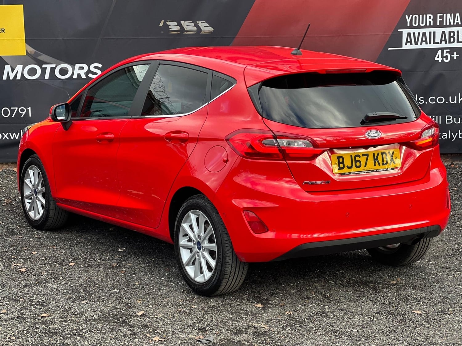 Ford Fiesta 2017 - Cars in Stalybridge