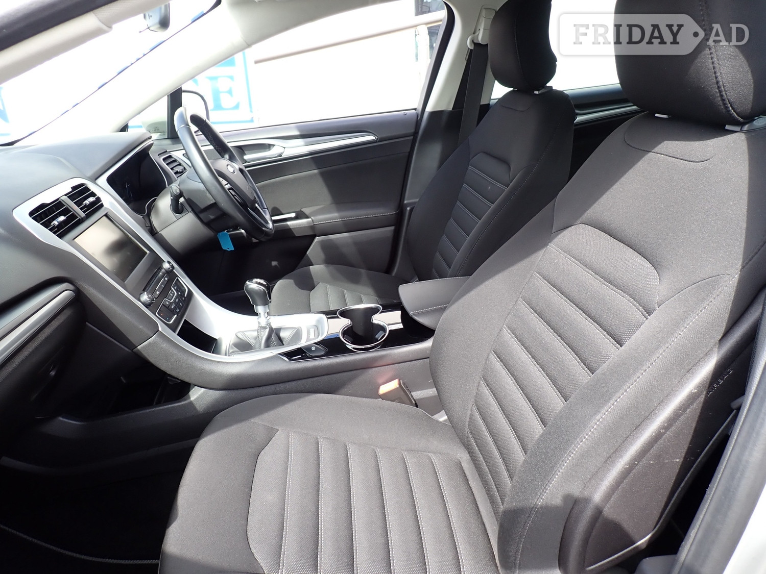 [ berth ]Ford Mondeo