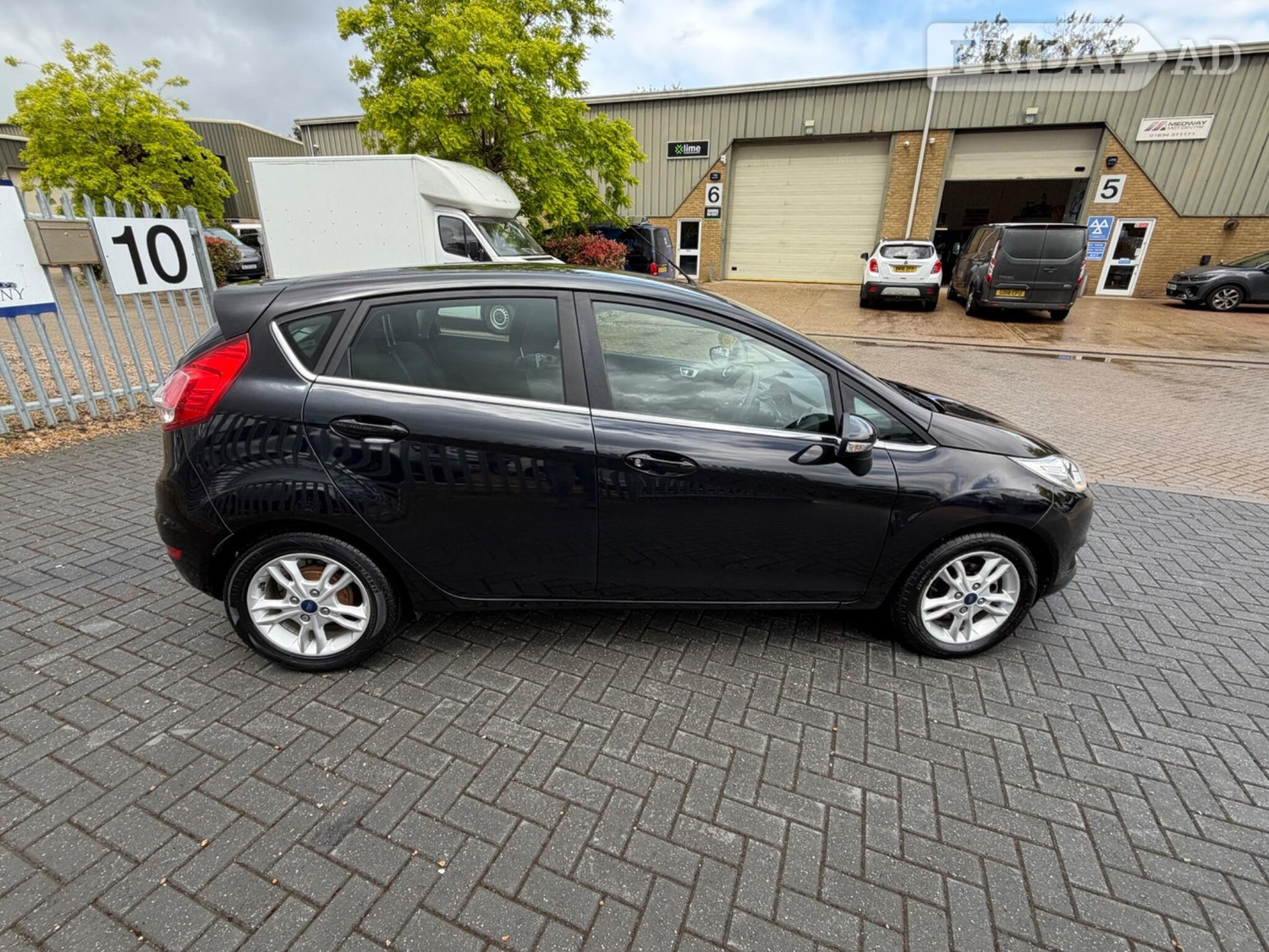 [ berth ]Ford Fiesta
