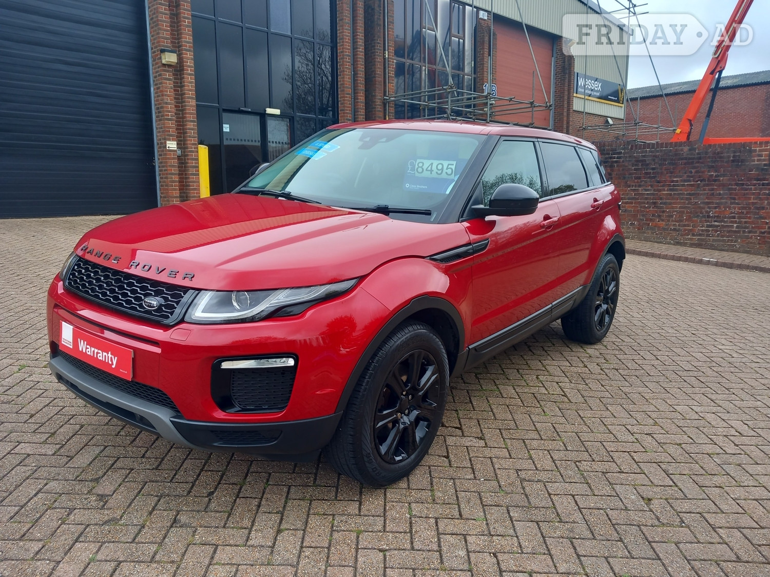 [ berth ]Land Rover Range Rover Evoque