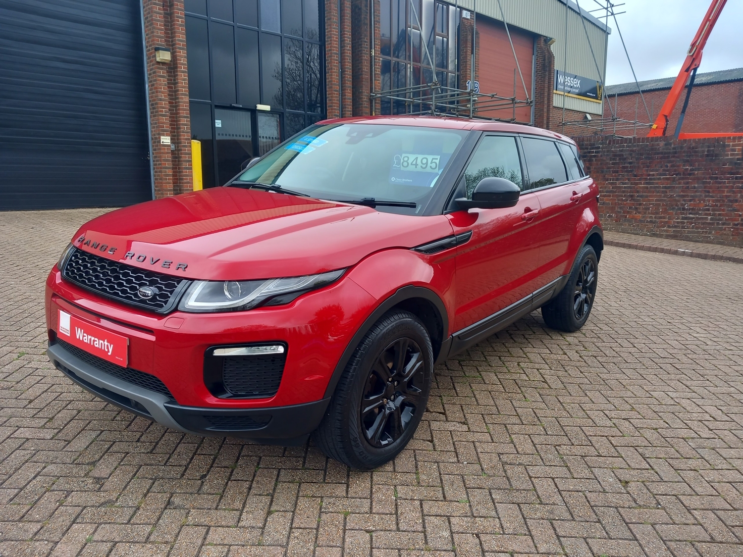 [ berth ]Land Rover Range Rover Evoque