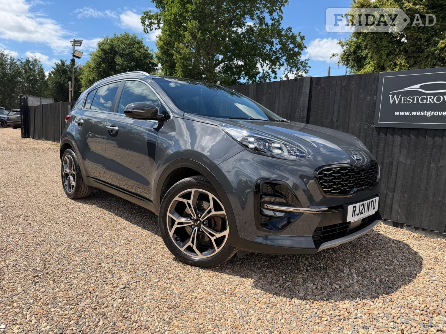 Kia Sportage 2021 in Addlestone