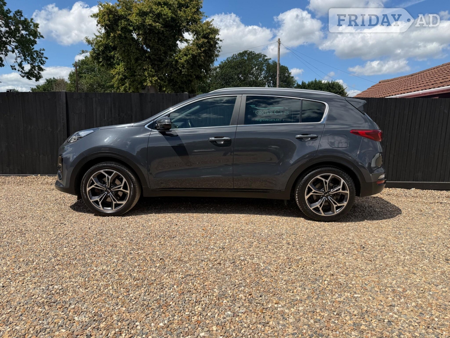 [ berth ]Kia Sportage