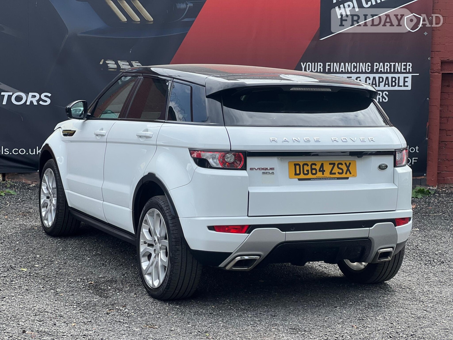[ berth ]Land Rover Range Rover Evoque