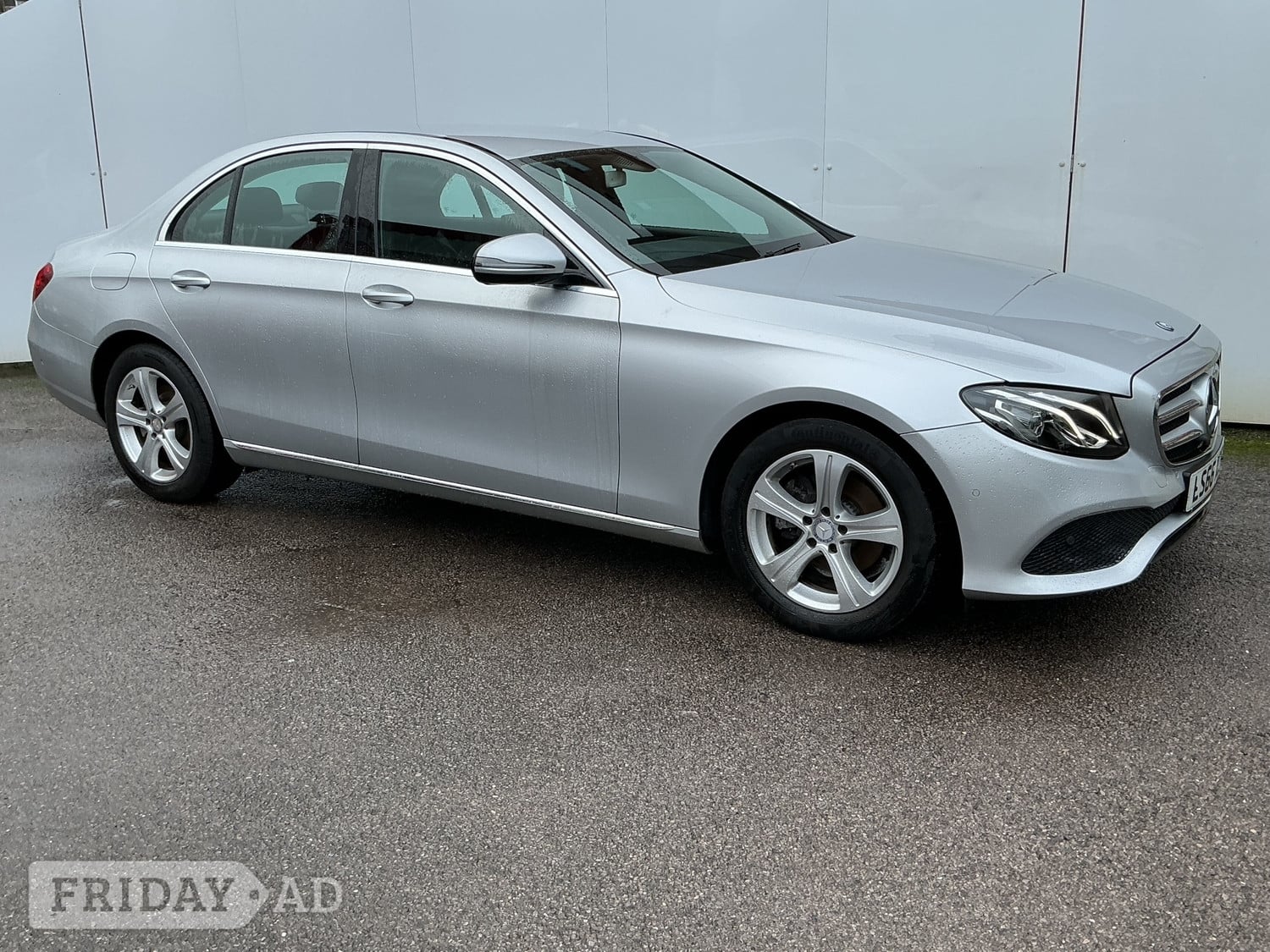 [ berth ]Mercedes-Benz E Class