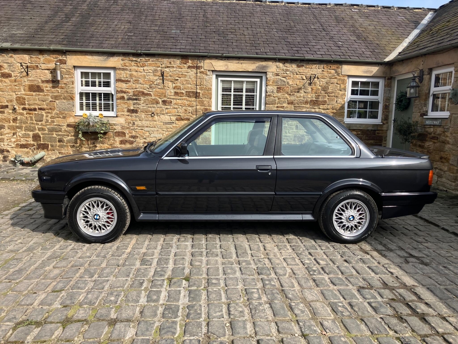 BMW 3 Series 1989 - Cars