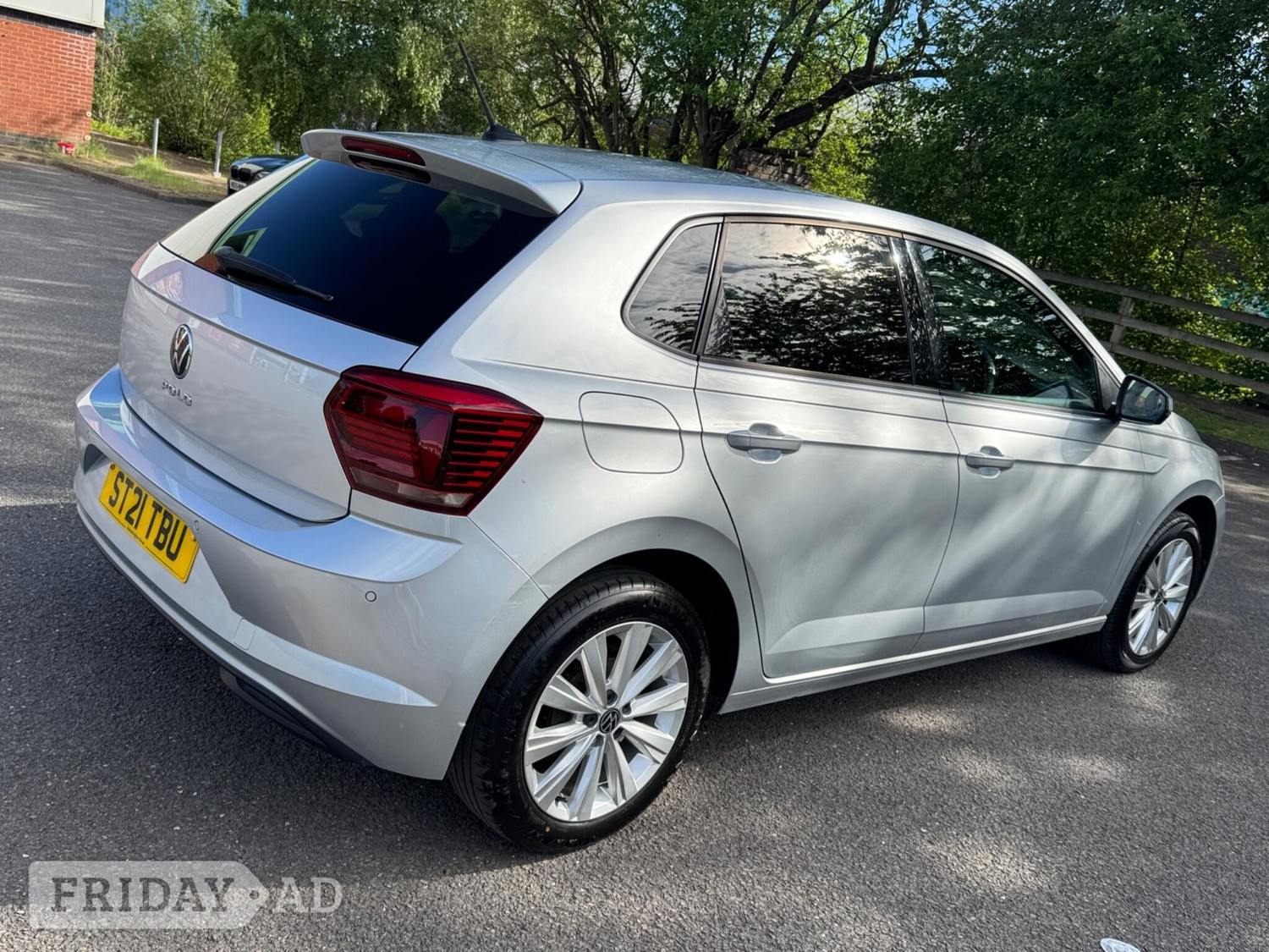 Volkswagen Polo 2021 - Cars