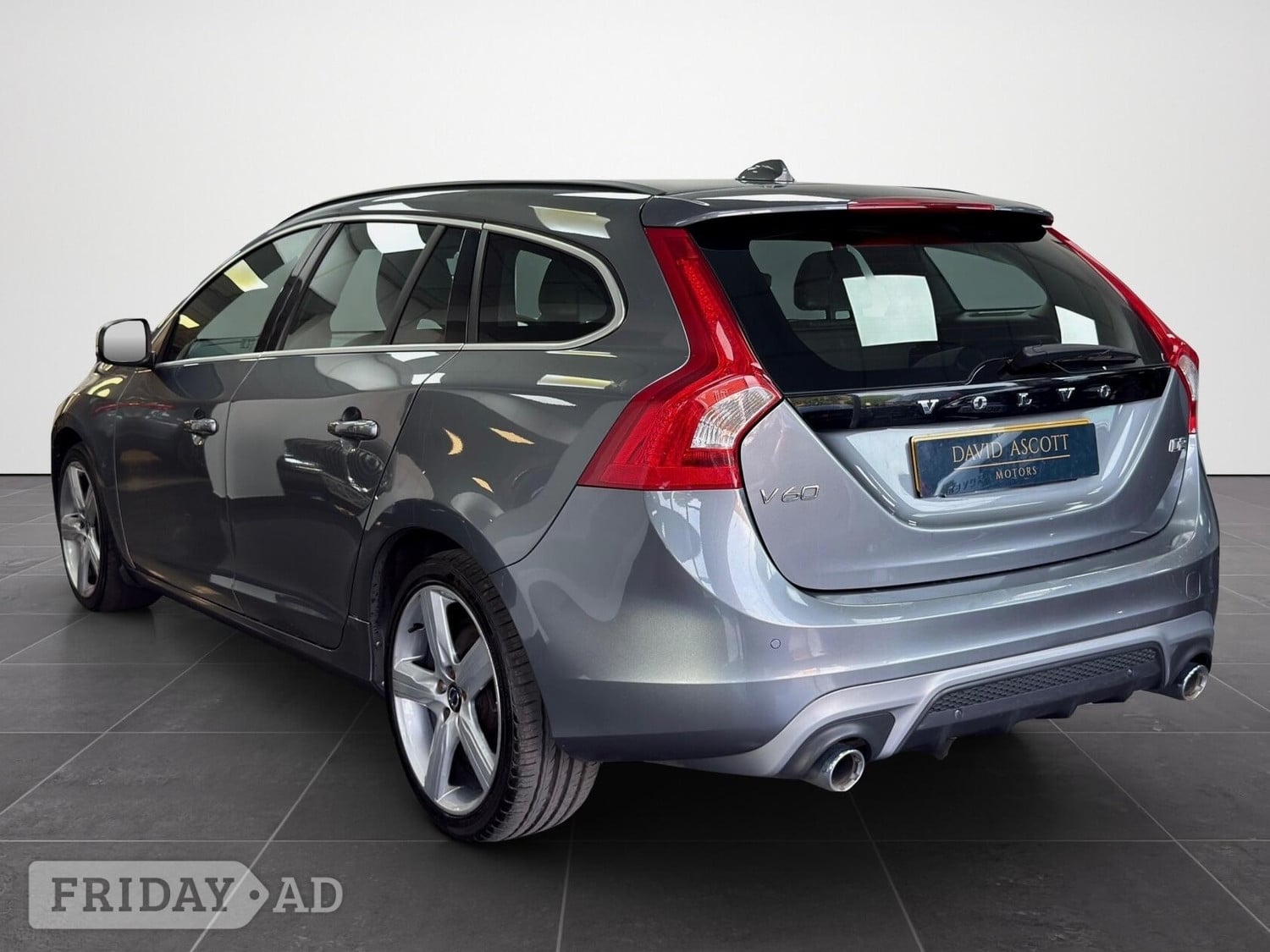[ berth ]Volvo V60
