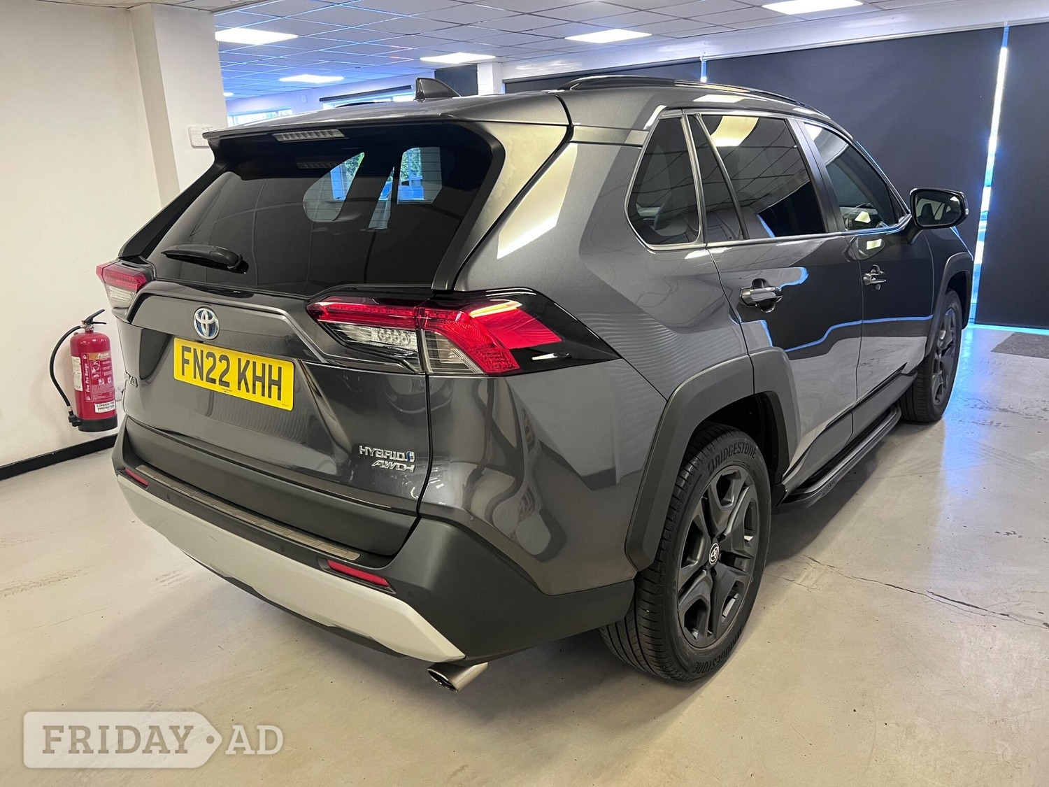 Toyota RAV4 2022 - Cars
