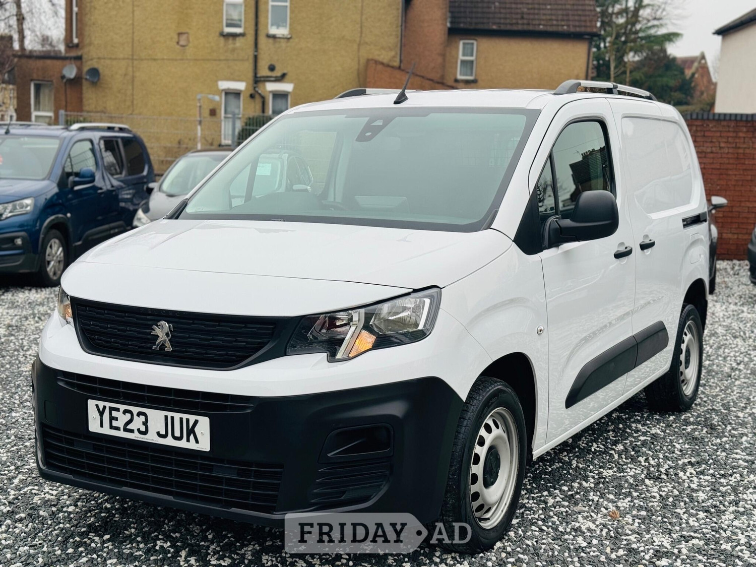 [ berth ]Peugeot Partner