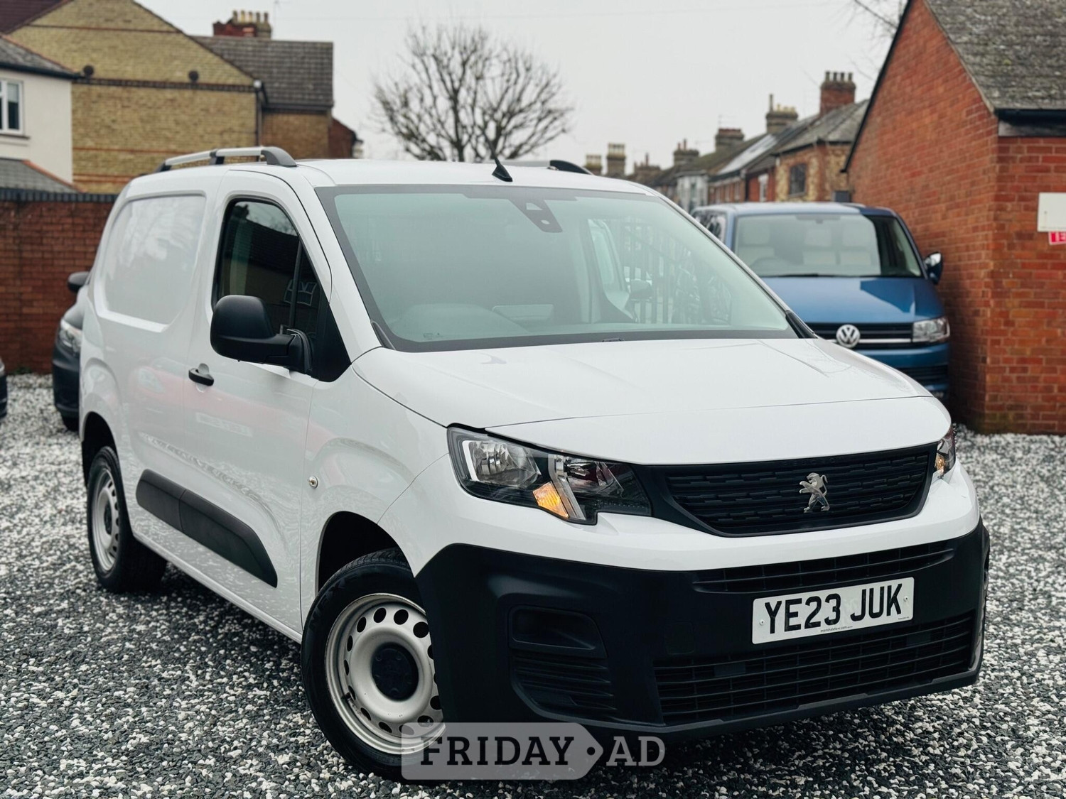 Peugeot Partner 2023 in Bedford