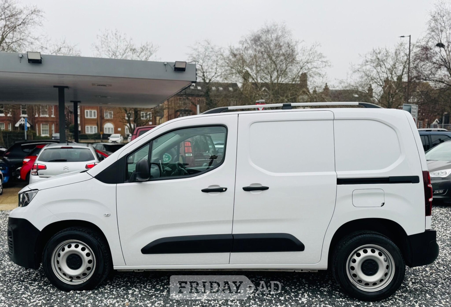 Peugeot Partner 2023 - Vans & Commercial Vehicles in Bedford
