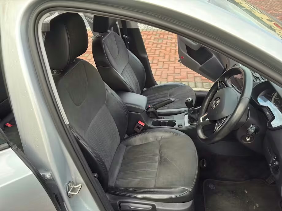 [ berth ]Skoda Octavia