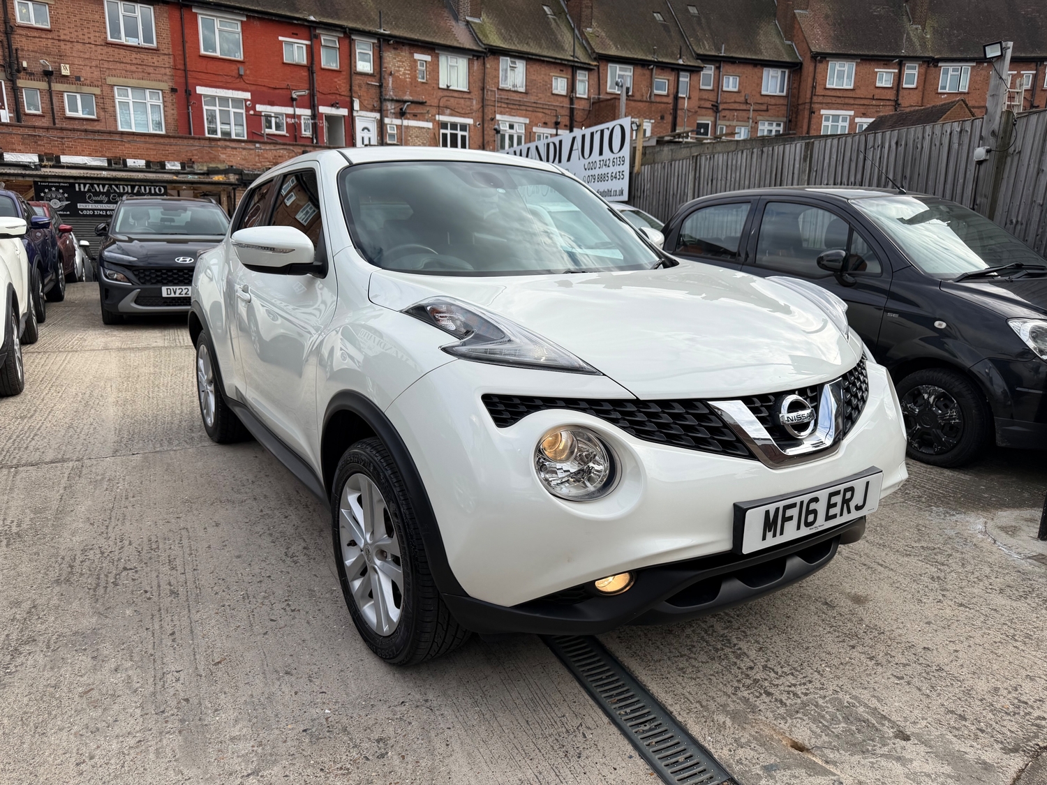 Nissan Juke 2016 - Cars