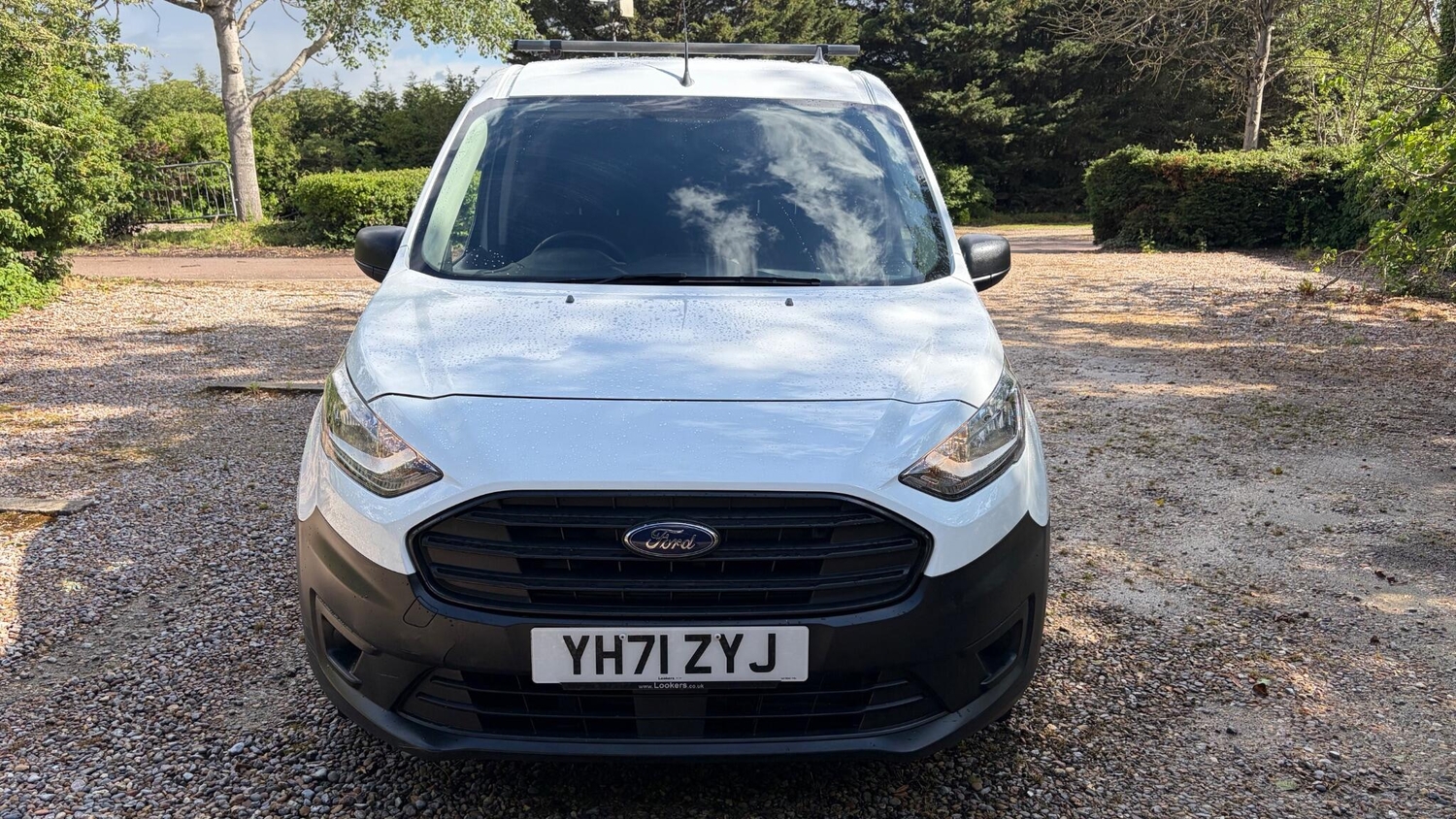 [ berth ]Ford Transit Connect