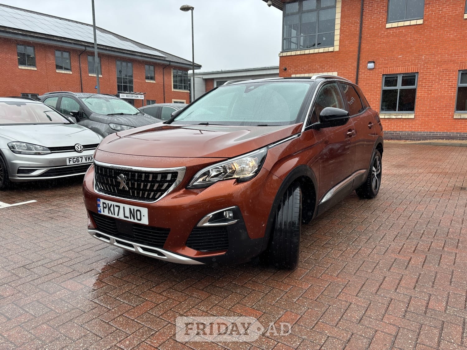 [ berth ]Peugeot 3008