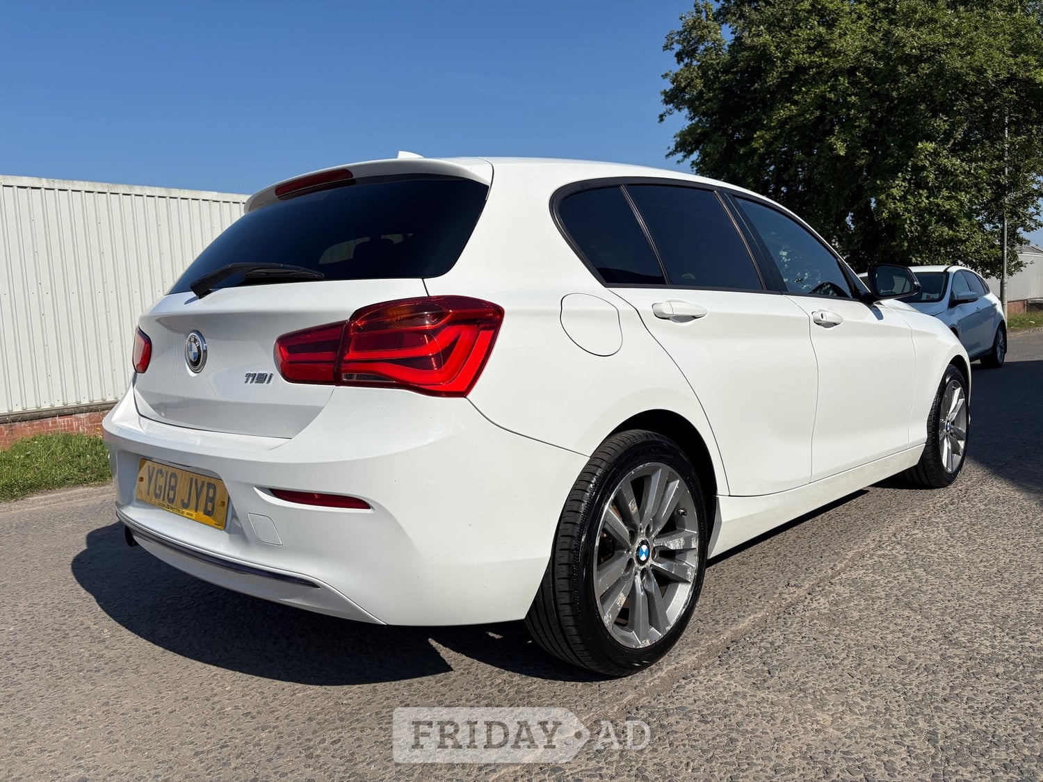[ berth ]BMW 1 Series