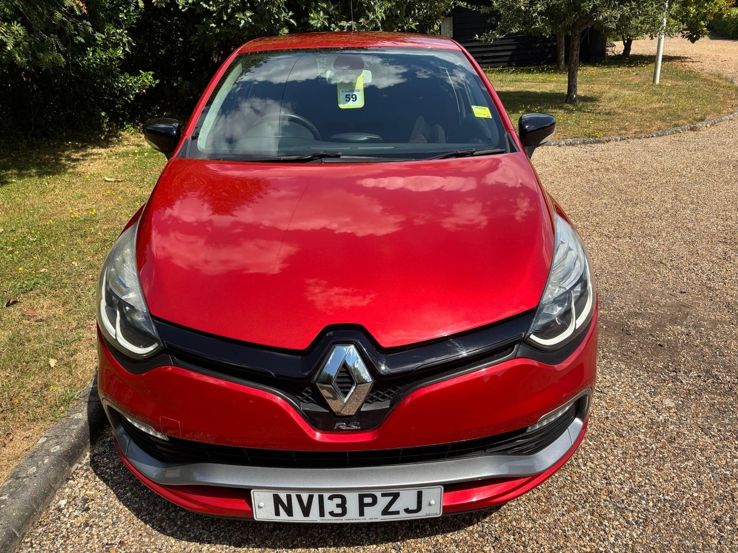 [ berth ]Renault Clio