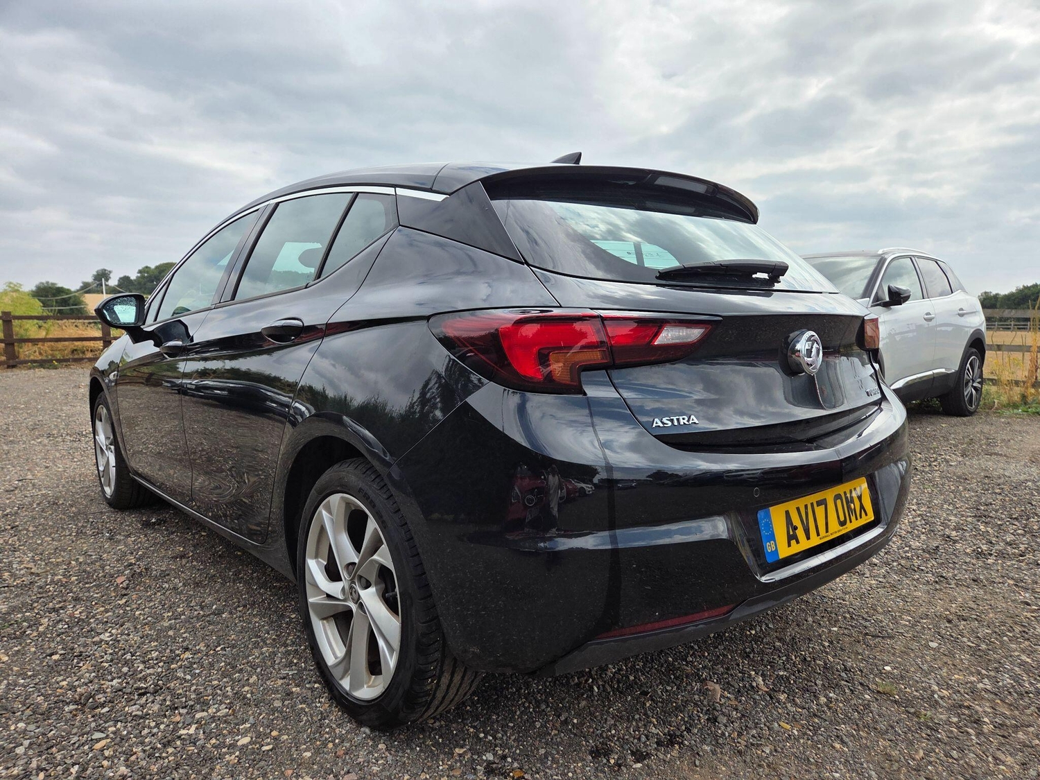 Vauxhall Astra 2017 - Cars in Knebworth
