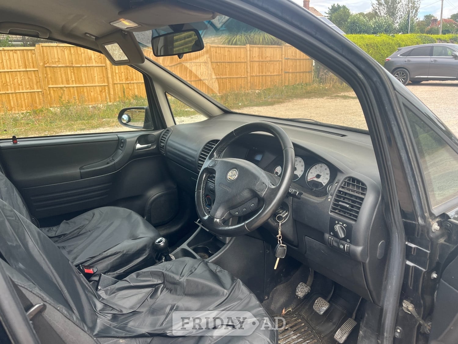 [ berth ]Vauxhall Zafira