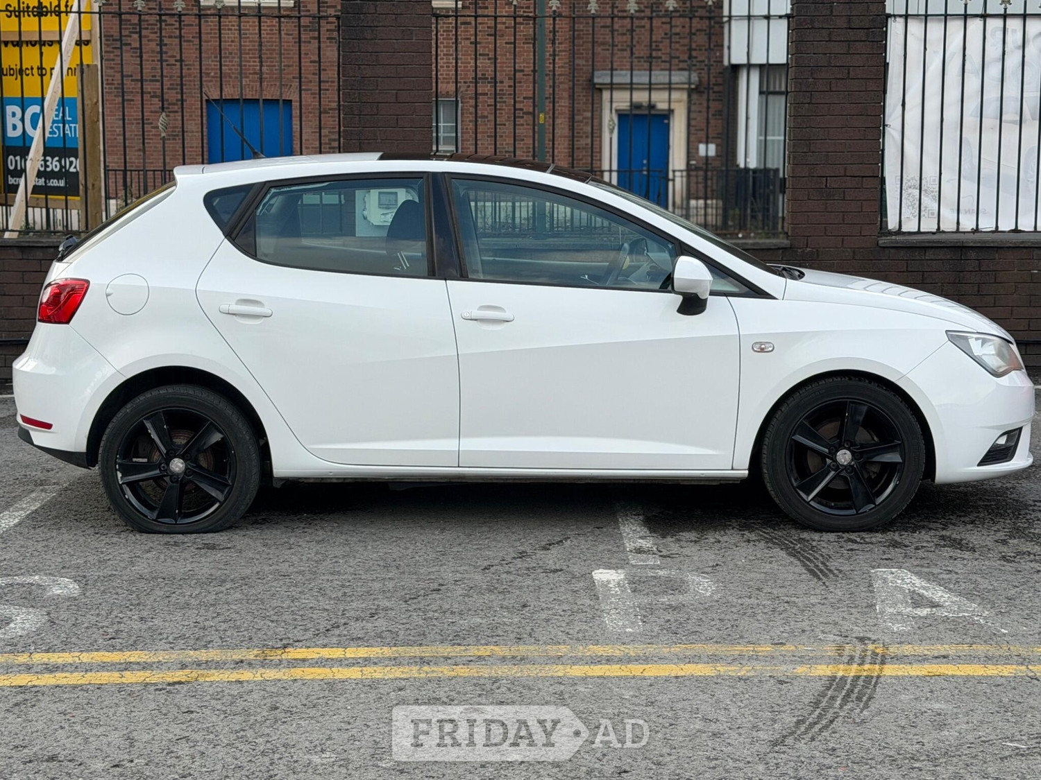 SEAT Ibiza 2012 - Cars