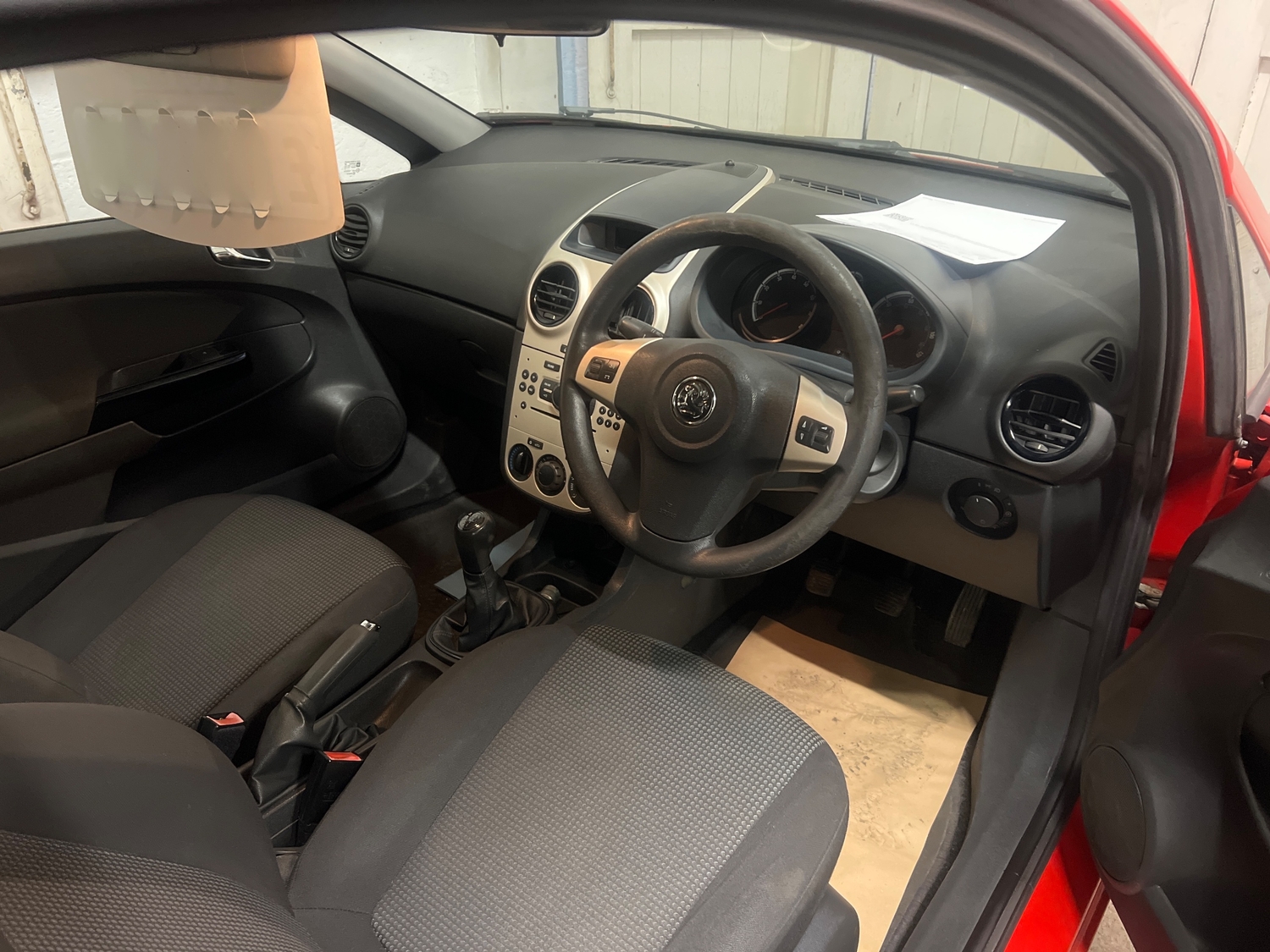 [ berth ]Vauxhall Corsa