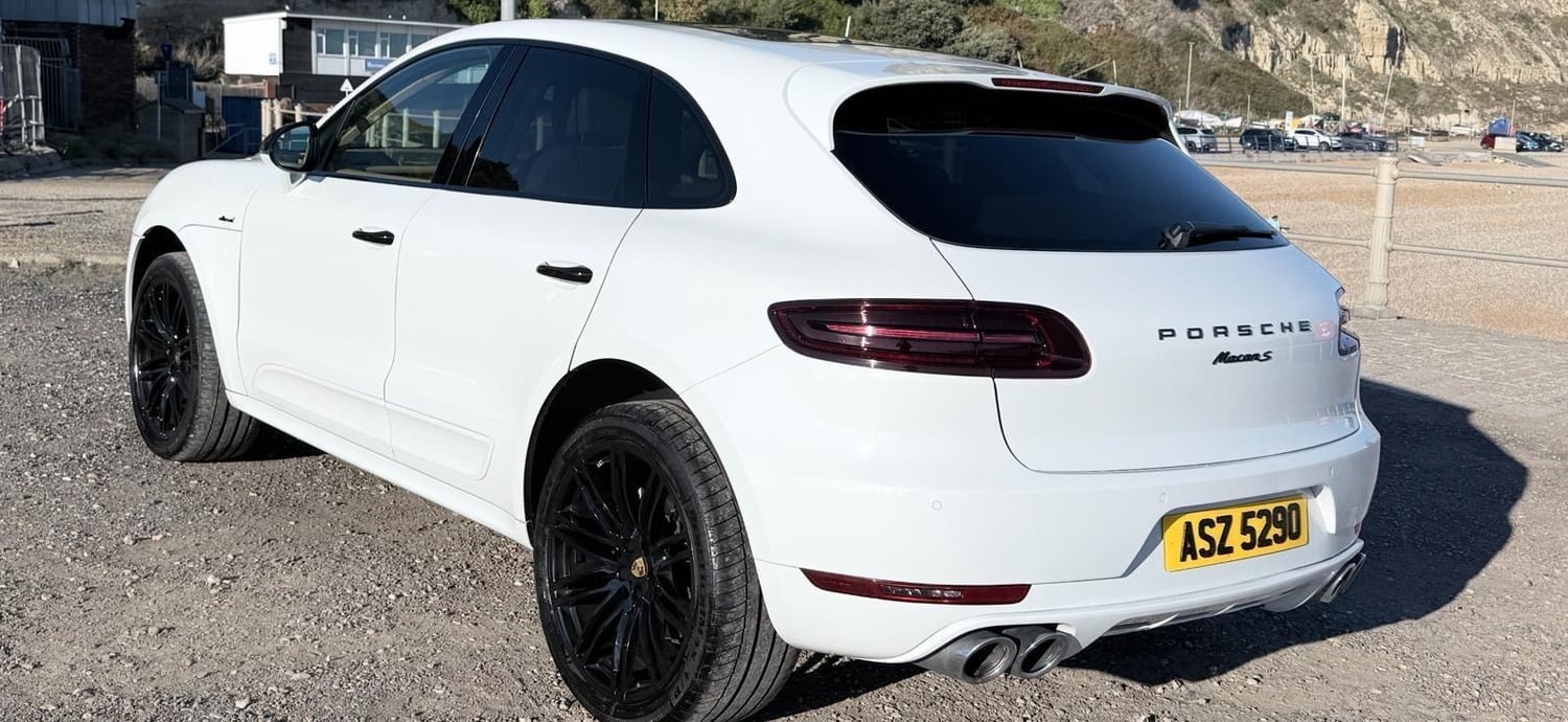 Porsche Macan 2015 - Cars