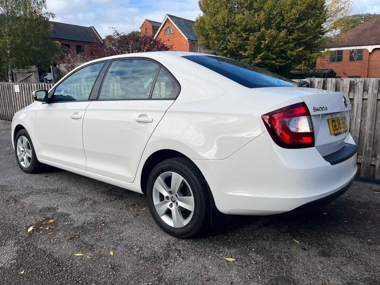 [ berth ]Skoda Rapid