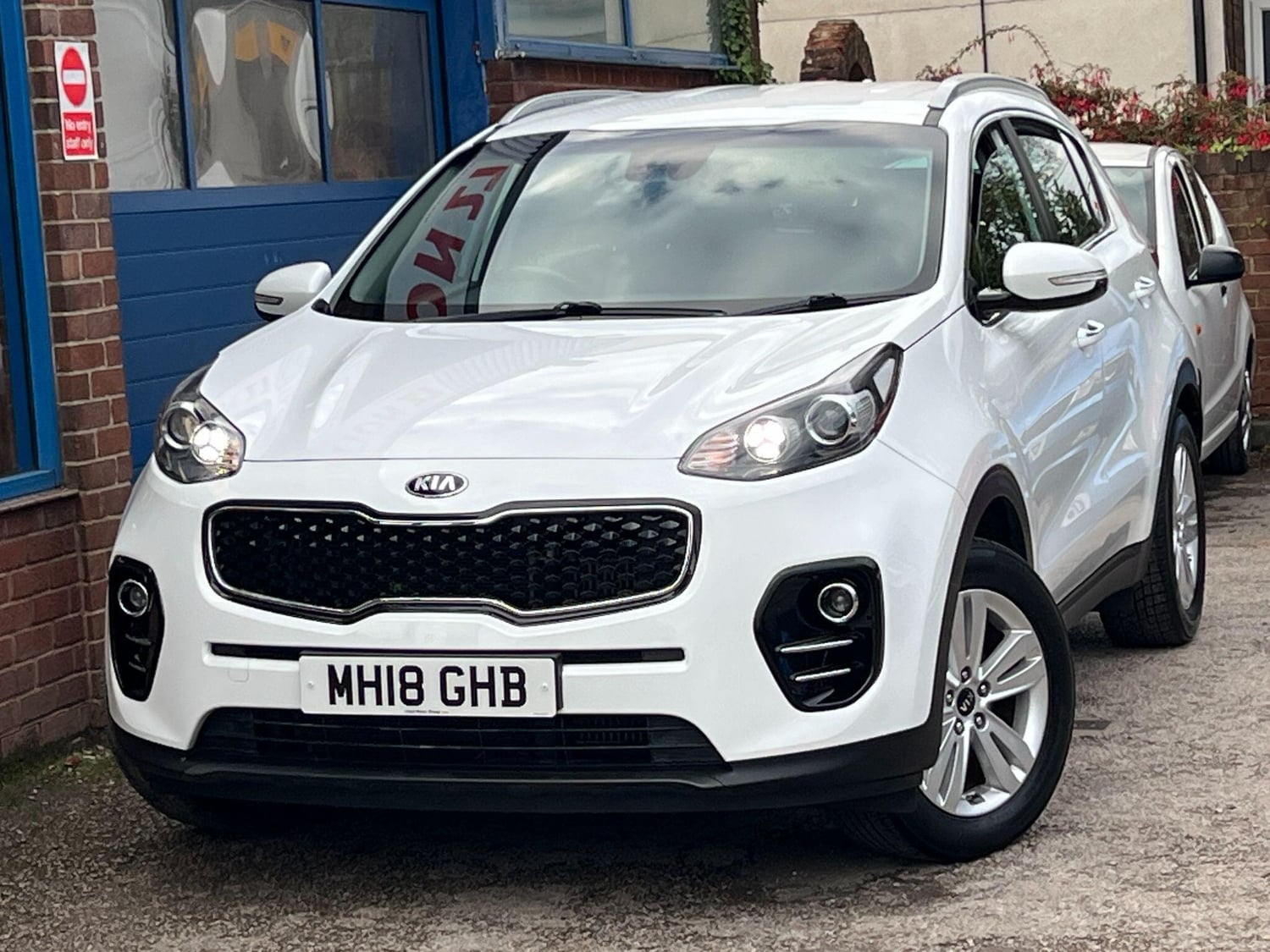 [ berth ]Kia Sportage