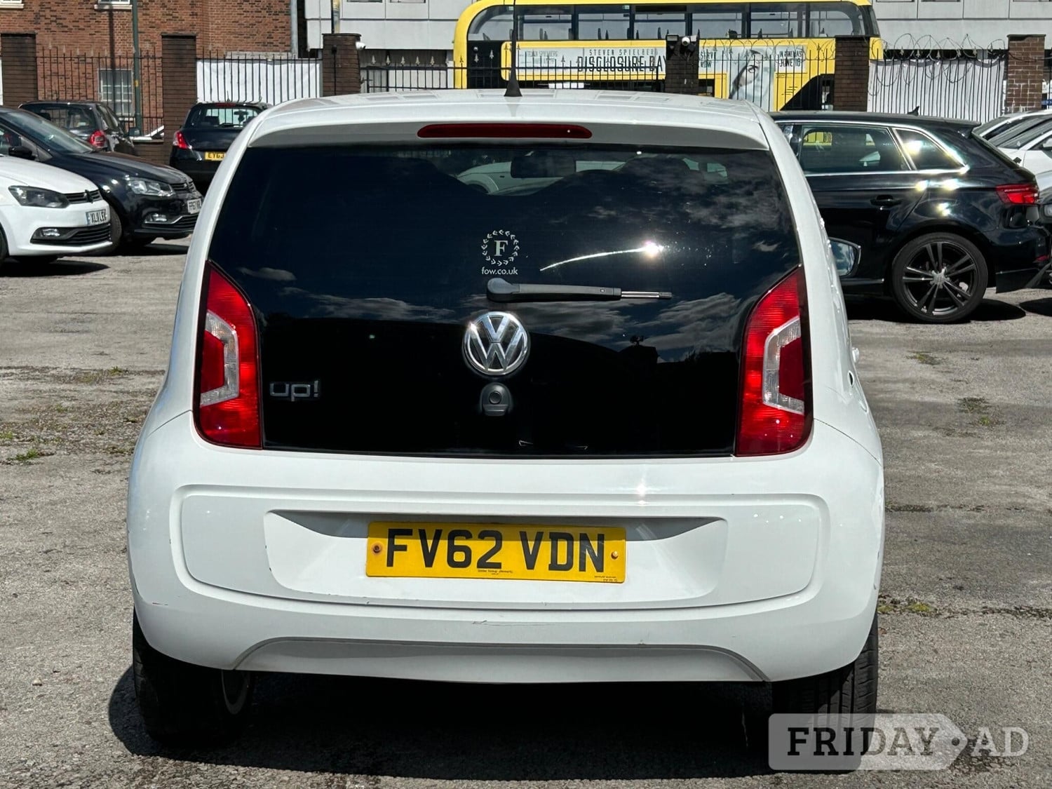 Volkswagen UP! 2012 - Cars