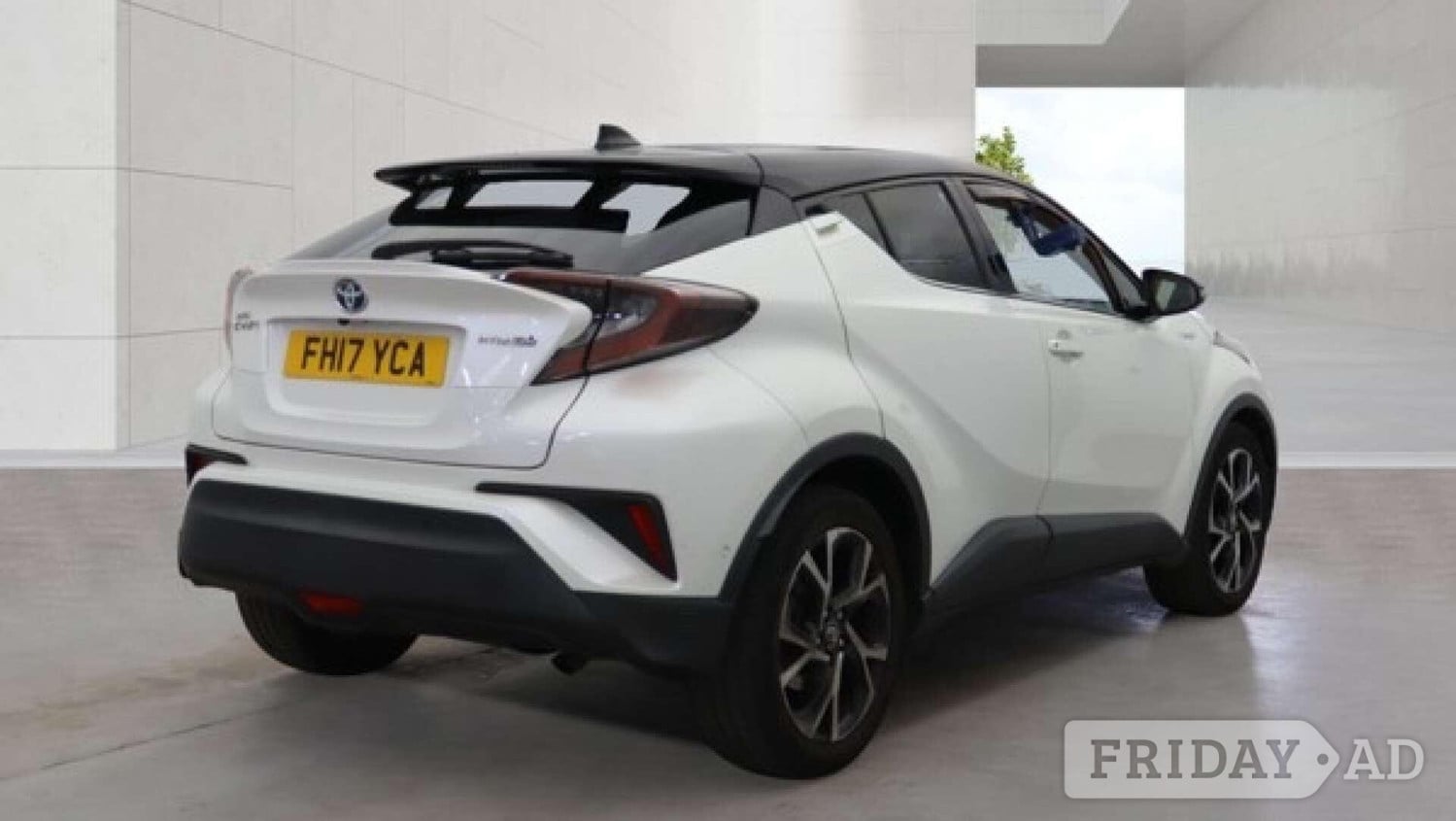 [ berth ]Toyota C-HR